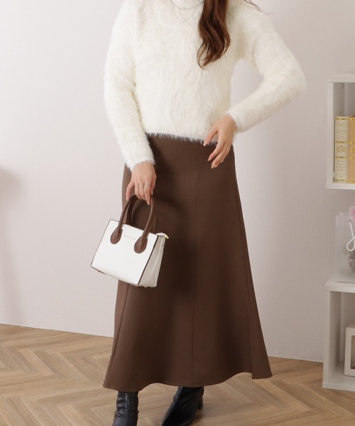 Lace Ladies(レースレディース)の「ラウンドネックシャギーニットコンパクト長袖プルオーバー(ニット/セーター・レディース・ブラック/ピンク/グレイッシュベージュ/アイボリー・FREE)」の6枚目の写真