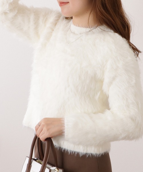 Lace Ladies(レースレディース)の「ラウンドネックシャギーニットコンパクト長袖プルオーバー(ニット/セーター・レディース・ブラック/ピンク/グレイッシュベージュ/アイボリー・FREE)」の8枚目の写真