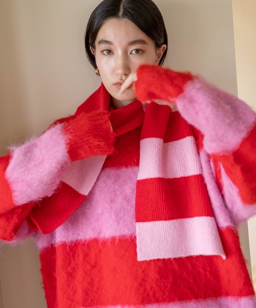 LOWRYS FARM（ローリーズファーム）の「ボーダーニットマフラー　975085（マフラー・レディース・グレー/ブルー/ピンク・FREE）」の4枚目の写真