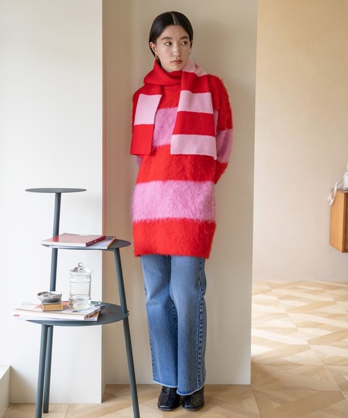 LOWRYS FARM（ローリーズファーム）の「ボーダーニットマフラー　975085（マフラー・レディース・グレー/ブルー/ピンク・FREE）」の5枚目の写真