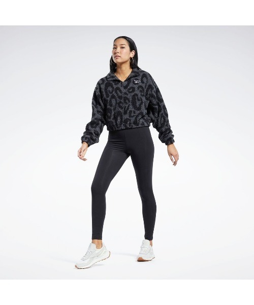 Reebok(リーボック)の「レオパード ハイライズ シェルパ / CL LEOPARD HZ SHERPA(その他アウター・レディース・ブラック・LARGE/MEDIUM/X-LARGE/SMALL)」の2枚目の写真