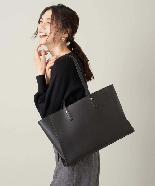 a.v.v（アーヴェヴェ）の「【A4収納/通勤におすすめ】2WAYトート