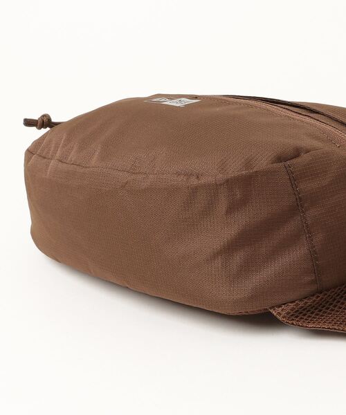 NEW ERA（ニューエラ）の「NEW ERA/ニューエラ ウエストポーチ エクスプローラー ウエストバッグ 3L 撥水 軽量 13772551（ボディバッグ/ウエストポーチ・メンズ・ブラウン/ネイビー/ブラック・FREE）」の5枚目の写真