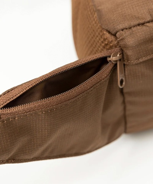 NEW ERA（ニューエラ）の「NEW ERA/ニューエラ ウエストポーチ エクスプローラー ウエストバッグ 3L 撥水 軽量 13772551（ボディバッグ/ウエストポーチ・メンズ・ブラウン/ネイビー/ブラック・FREE）」の13枚目の写真