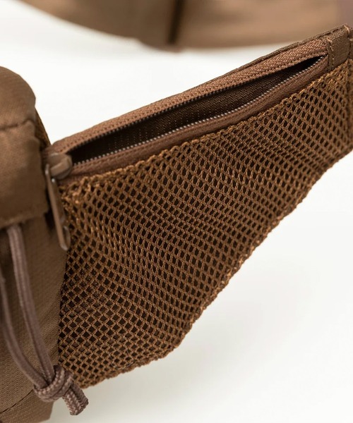 NEW ERA（ニューエラ）の「NEW ERA/ニューエラ ウエストポーチ エクスプローラー ウエストバッグ 3L 撥水 軽量 13772551（ボディバッグ/ウエストポーチ・メンズ・ブラウン/ネイビー/ブラック・FREE）」の14枚目の写真