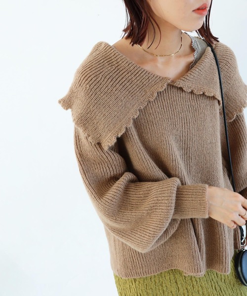 Crisp（クリスプ）の「ビッグカラーエアリーニット（ニット/セーター・レディース・ピンクベージュ/ブラウン・FREE）」の5枚目の写真