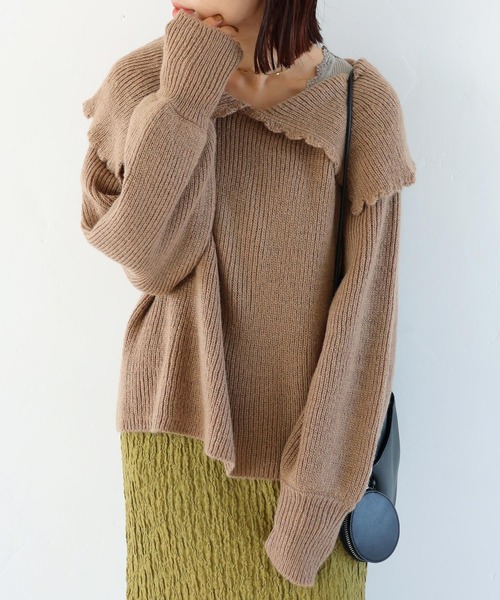 Crisp（クリスプ）の「ビッグカラーエアリーニット（ニット/セーター・レディース・ピンクベージュ/ブラウン・FREE）」の11枚目の写真