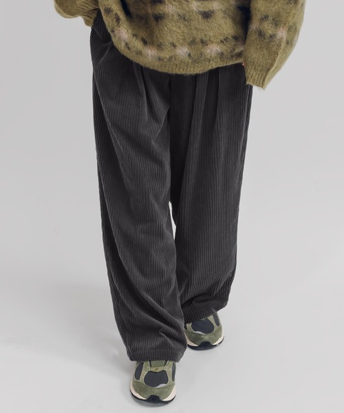 MUHET（ミュエータ）の「コーデュロイパンツ（その他パンツ・レディース・チャコールグレー/ブラウン/カーキ・MEDIUM/SMALL/X-LARGE）」の16枚目の写真