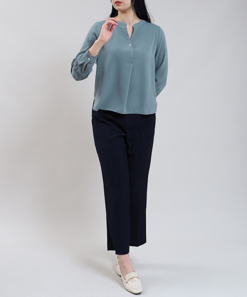 TRUDEA(トルディア)の「とろみスキッパー装飾ボタンブラウス(シャツ/ブラウス・レディース・ホワイト/ブルーグリーン/チャコールグレー・MEDIUM/LARGE)」の6枚目の写真