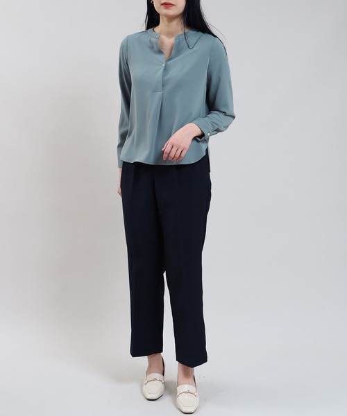 TRUDEA(トルディア)の「とろみスキッパー装飾ボタンブラウス(シャツ/ブラウス・レディース・ホワイト/ブルーグリーン/チャコールグレー・MEDIUM/LARGE)」の8枚目の写真