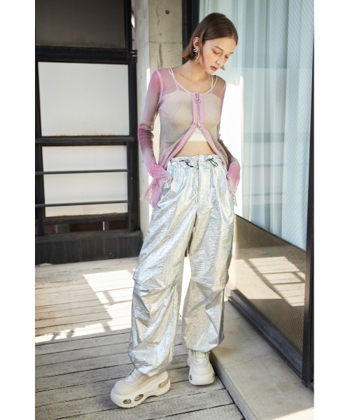SLY（スライ）の「SHINY FIELD LOOSE PT シャイニー フィールド ルーズ パンツ（スラックス・レディース・シルバー・FREE）」の13枚目の写真