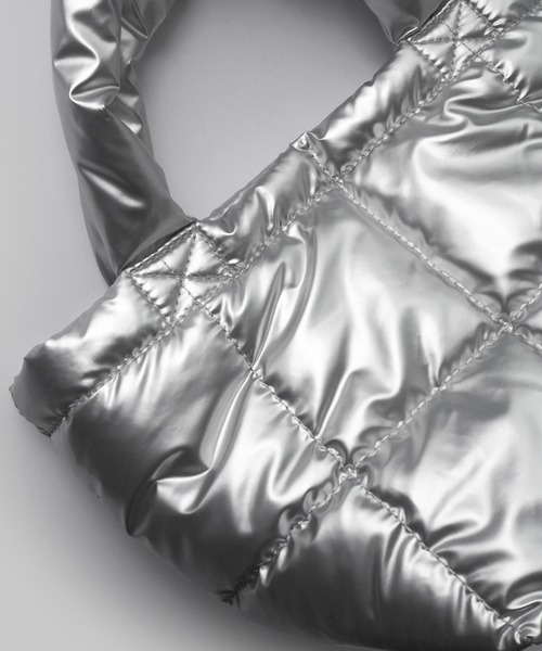 minia（ミニア）の「パフトート（ハンドバッグ・レディース・ブラウン/ブラック/アイボリー/シルバー・FREE）」の9枚目の写真