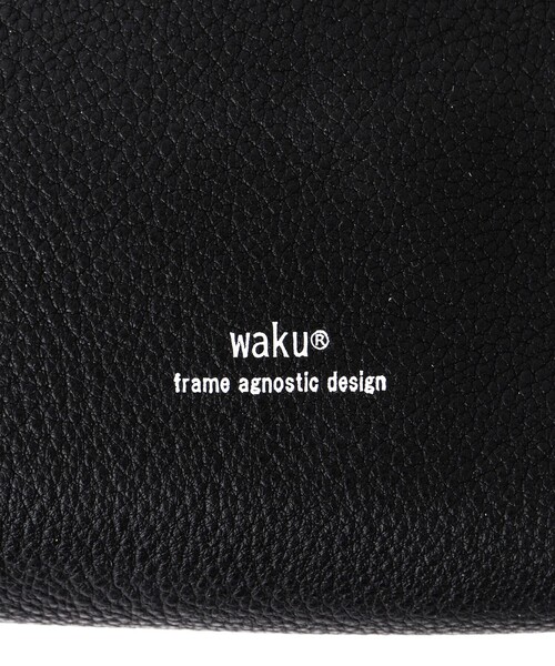 waku(ワク)の「【waku/ワク】レザースクエアミニショルダーバッグ (WK-0028)(ショルダーバッグ・メンズ・ブラック・FREE)」の4枚目の写真