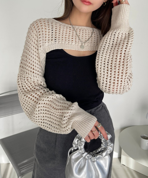 Ada.(エイダ)の「ラメ入り メッシュ編み スーパーショートプルオーバー(ニット/セーター・レディース・ピンク/ベージュ/ブラック/アイボリー・FREE)」の2枚目の写真