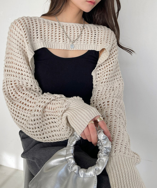 Ada.(エイダ)の「ラメ入り メッシュ編み スーパーショートプルオーバー(ニット/セーター・レディース・ピンク/ベージュ/ブラック/アイボリー・FREE)」の7枚目の写真