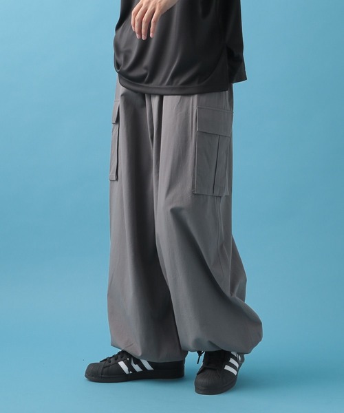 PBLIM（ページボーイリム）の「PBLIM/ユルカーゴパンツ（カーゴパンツ・レディース・オフホワイト/グレー/カーキ・MEDIUM/LARGE）」の17枚目の写真