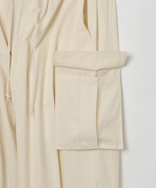 PBLIM（ページボーイリム）の「PBLIM/ユルカーゴパンツ（カーゴパンツ・レディース・オフホワイト/グレー/カーキ・MEDIUM/LARGE）」の16枚目の写真