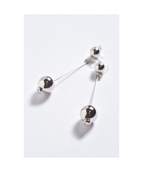 tone（トーン）の「【Astyle】silverball樹脂ピアス(MA)（ピアス（両耳用）・レディース・シルバー・FREE）」の2枚目の写真