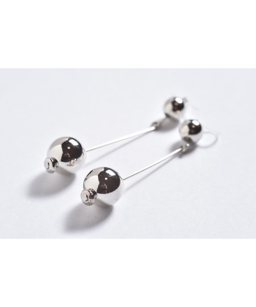 tone（トーン）の「【Astyle】silverball樹脂ピアス(MA)（ピアス（両耳用）・レディース・シルバー・FREE）」の3枚目の写真