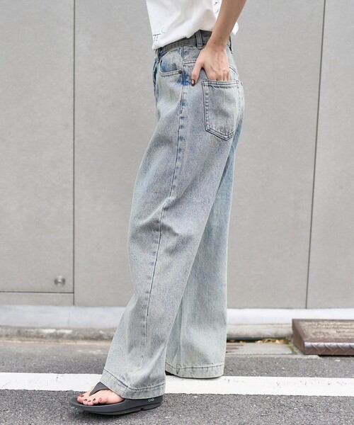 FREAK'S STORE(フリークスストア)の「カーヴィーデニム/カーブデニム(デニムパンツ・レディース・サックスブルー/ブラック/ブルー/ターコイズブルー・MEDIUM/SMALL)」の14枚目の写真