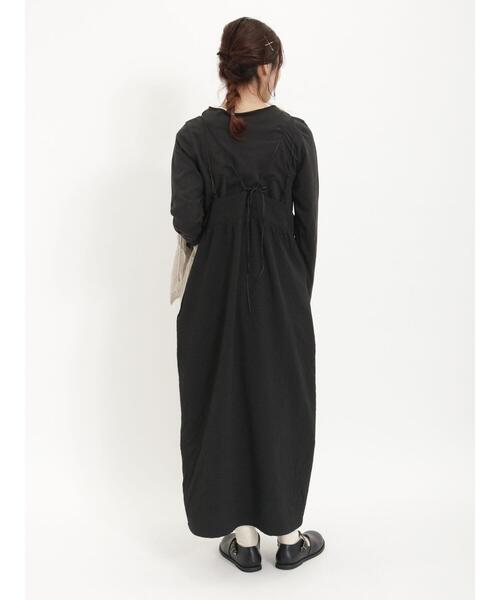 Samansa Mos2（サマンサ モスモス）の「インナー付花柄ジャカードキャミワンピース（ワンピース・レディース・ベージュ/ブラック/キナリ・F）」の16枚目の写真