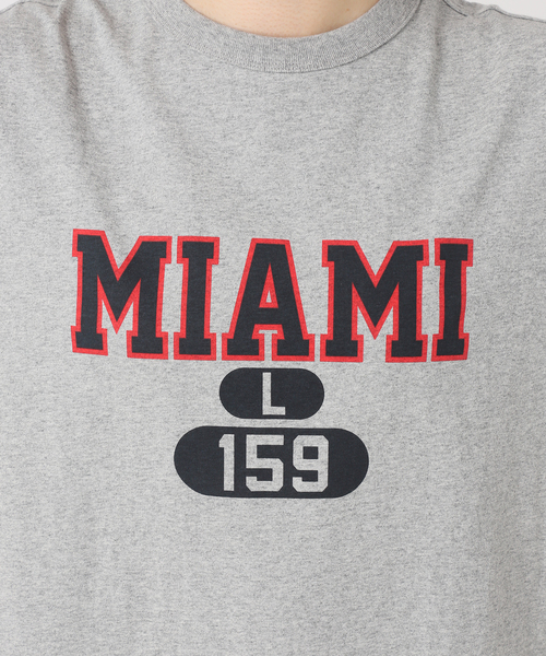 Champion（チャンピオン）の「【Champion/チャンピオン】別注 SHORT SLEEVE College T-SHIRT（Tシャツ/カットソー・レディース・チャコールグレー/グリーン/ホワイト・FREE）」の13枚目の写真