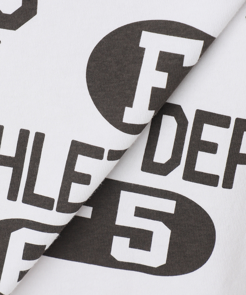 Champion（チャンピオン）の「【Champion/チャンピオン】別注 SHORT SLEEVE College T-SHIRT（Tシャツ/カットソー・レディース・チャコールグレー/グリーン/ホワイト・FREE）」の7枚目の写真