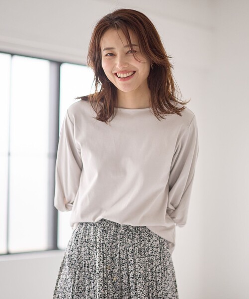ANY(エニィ)の「【WEB限定】シルケットスムース ツイストリーブプルオーバー(Tシャツ/カットソー・レディース・オールドローズ系/ブルー系/スモーキーグリーン系/ネイビー系/アイボリー系/ベージュ系・2/3)」の15枚目の写真