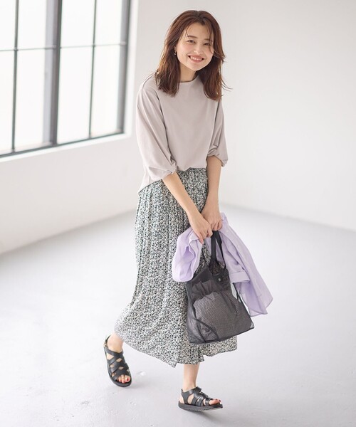 ANY(エニィ)の「【WEB限定】シルケットスムース ツイストリーブプルオーバー(Tシャツ/カットソー・レディース・オールドローズ系/ブルー系/スモーキーグリーン系/ネイビー系/アイボリー系/ベージュ系・2/3)」の17枚目の写真