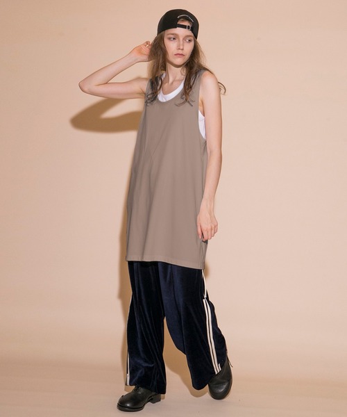 my beautiful landlet（マイビューティフルランドレット）の「【my beautiful landlet】MERCERIZATION JERSEY BIG TANK TOP（タンクトップ・メンズ・ブラック/ベージュ/ネイビー/パープル/ホワイト・FREE）」の11枚目の写真