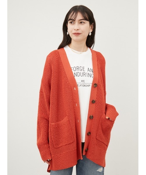 Mila Owen Vネックカーディガン ベージュ 未使用 Mila Owen（ミラオーウェン）の「アップリケデザイン金釦Vネックニット