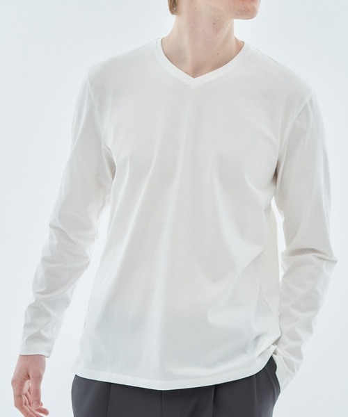 ESTNATION(エストネーション)の「ESTNATION / Vネックロングスリーブカットソー<EVER KEEP>(Tシャツ/カットソー・メンズ・ホワイト/ブラック/グレー/ネイビー・MEDIUM/LARGE/X-LARGE/SMALL)」の22枚目の写真