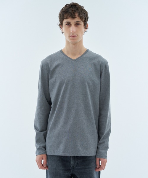 ESTNATION(エストネーション)の「ESTNATION / Vネックロングスリーブカットソー<EVER KEEP>(Tシャツ/カットソー・メンズ・ホワイト/ブラック/グレー/ネイビー・MEDIUM/LARGE/X-LARGE/SMALL)」の10枚目の写真