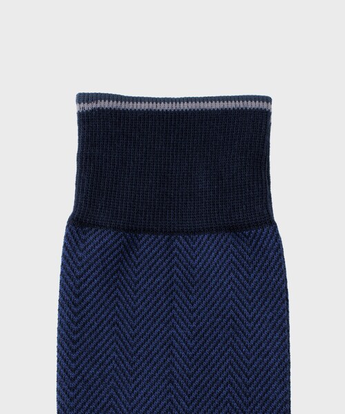 TAKEO KIKUCHI(タケオキクチ)の「【抗菌防臭/日本製】ヘリンボン ドレスソックス(ソックス/靴下・メンズ・ブルー系その他/ブラック・00)」の4枚目の写真