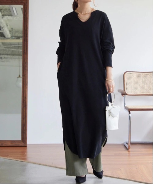 and it_(アンドイット)の「スキッパーキーネックワンピース(ワンピース・レディース・ブラック/カーキ/モカ/パープル/ダークブラウン・M-L)」の2枚目の写真