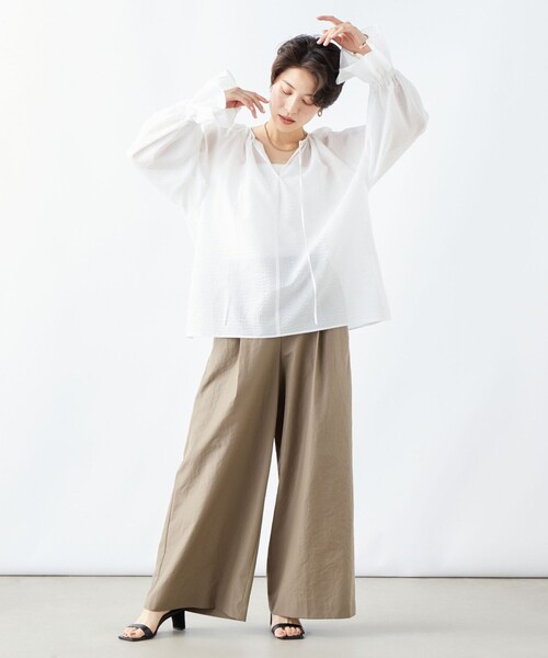 NOLLEY’S（ノーリーズ）の「ウォッシャブルエクセルテックタンブラーワイドパンツ（その他パンツ・レディース・ブラック/カーキ・38/36）」の4枚目の写真