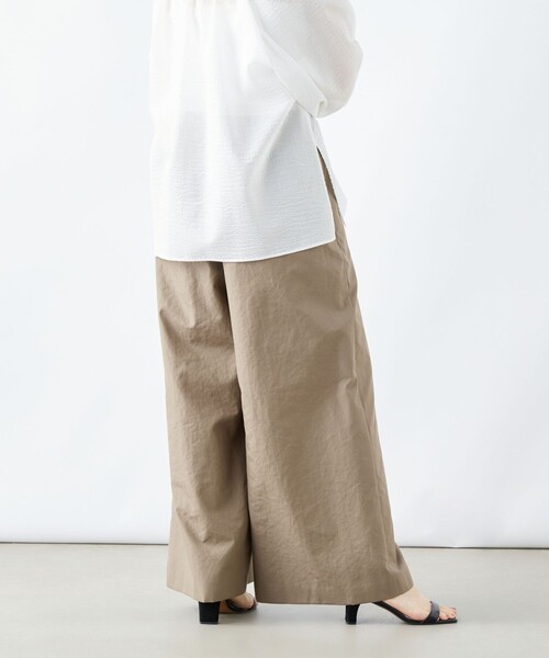 NOLLEY’S（ノーリーズ）の「ウォッシャブルエクセルテックタンブラーワイドパンツ（その他パンツ・レディース・ブラック/カーキ・38/36）」の12枚目の写真