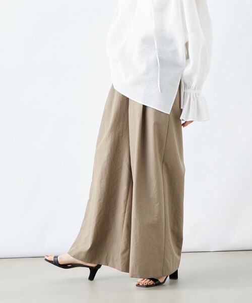 NOLLEY’S（ノーリーズ）の「ウォッシャブルエクセルテックタンブラーワイドパンツ（その他パンツ・レディース・ブラック/カーキ・38/36）」の15枚目の写真