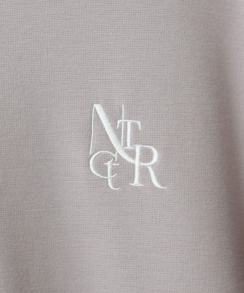 natural couture（ナチュラルクチュール）の「【WEB限定】ポンチ刺繍ロゴ入りフレンチスリーブ（Tシャツ/カットソー・レディース・ミント/アイボリー/ピンク/スミクロ/グレイッシュベージュ・FREE）」の20枚目の写真