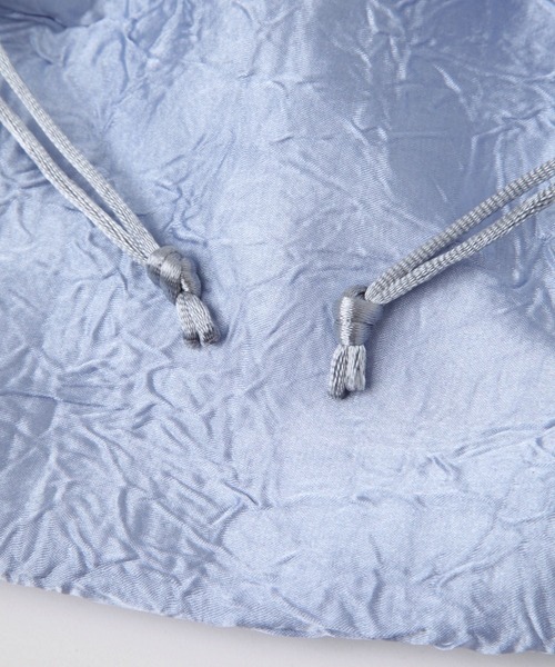 LAKOLE（ラコレ）の「アソートデザイン巾着ポーチ2 / 115311（ポーチ・レディース・ライトブルー/その他1/ブラック・FREE）」の4枚目の写真