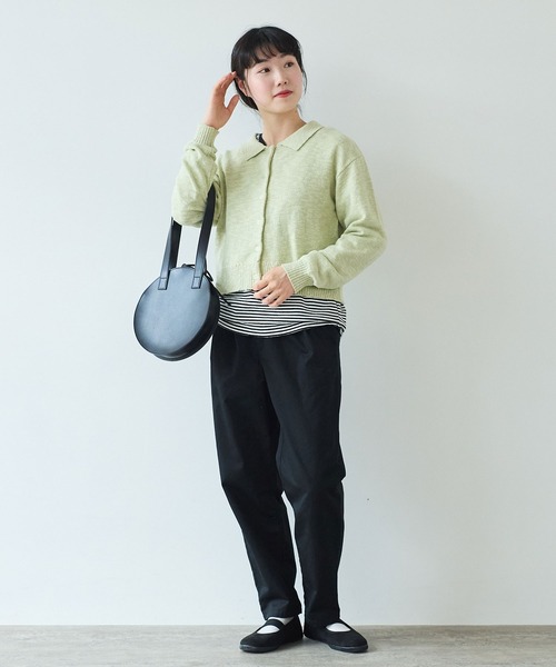 bulle de savon（ビュルデサボン）の「甘撚りライトチノクロス　テーパードパンツ（チノパンツ・レディース・ブラック/ベージュ・FREE）」の17枚目の写真