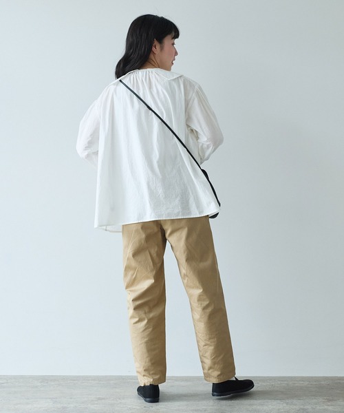 bulle de savon（ビュルデサボン）の「甘撚りライトチノクロス　テーパードパンツ（チノパンツ・レディース・ブラック/ベージュ・FREE）」の5枚目の写真