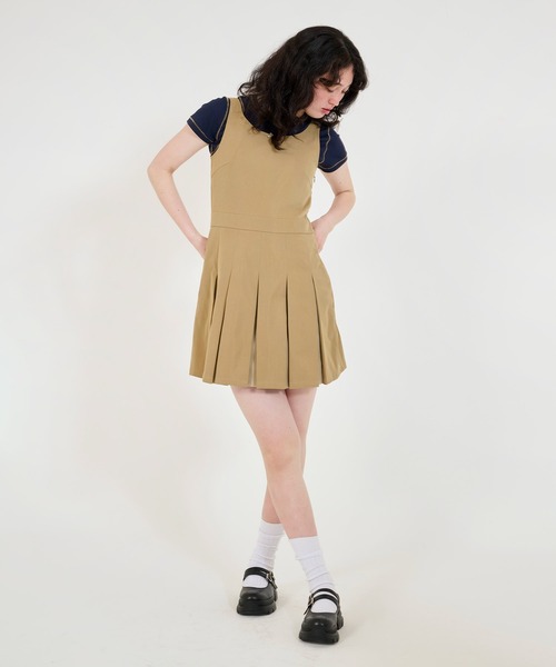 TINA:JOJUN(ティーナジョジュン)の「プリーツ切替 ミニ丈無地ワンピース TINA:JOJUN(ワンピース・レディース・ネイビー/ベージュ・M/S)」の6枚目の写真