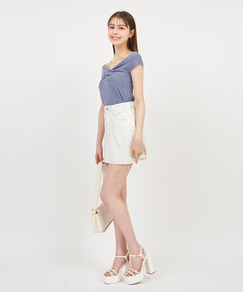 ROYAL PARTY（ロイヤルパーティー）の「フロントツイストニットトップス（ニット/セーター・レディース・オフホワイト/ブルー/ブラック・FREE）」の20枚目の写真