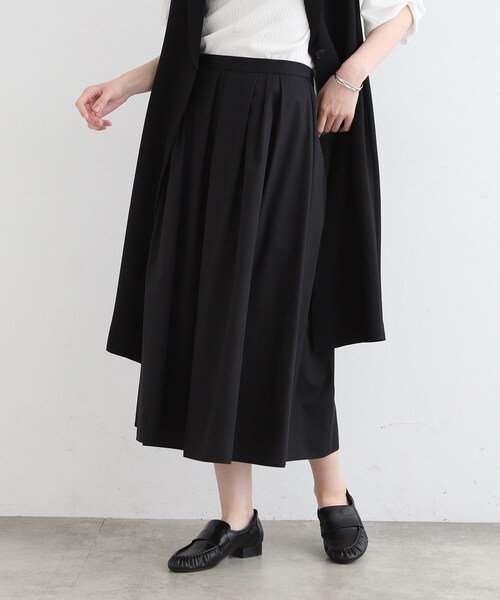 INDIVI(インディヴィ)の「◆【洗える/UVケア/接触冷感/SETUP可能】ブロード素材タックスカート(スカート・レディース・ブラック/グレー系3/ネイビー系3・03/05/12/13/15 /19/36/38/40)」の2枚目の写真