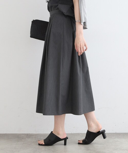 INDIVI(インディヴィ)の「◆【洗える/UVケア/接触冷感/SETUP可能】ブロード素材タックスカート(スカート・レディース・ブラック/グレー系3/ネイビー系3・03/05/12/13/15 /19/36/38/40)」の9枚目の写真