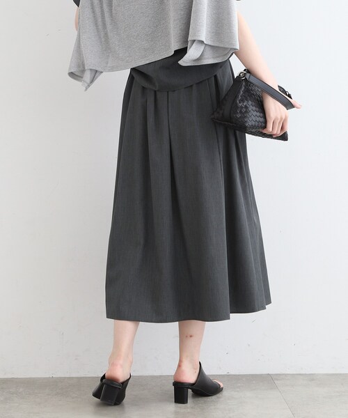 INDIVI(インディヴィ)の「◆【洗える/UVケア/接触冷感/SETUP可能】ブロード素材タックスカート(スカート・レディース・ブラック/グレー系3/ネイビー系3・03/05/12/13/15 /19/36/38/40)」の10枚目の写真
