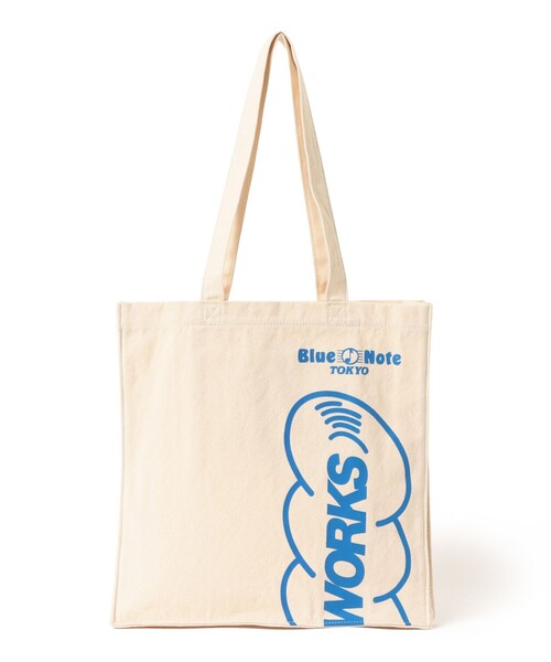 BEAMS T（ビームスティー）の「Blue Note Tokyo × BOOKWORKS  / 別注 LOGO TOTE（トートバッグ・メンズ・ナチュラル/ブラック・ONE SIZE）」の4枚目の写真