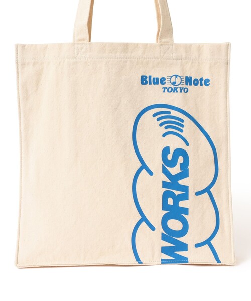 BEAMS T（ビームスティー）の「Blue Note Tokyo × BOOKWORKS  / 別注 LOGO TOTE（トートバッグ・メンズ・ナチュラル/ブラック・ONE SIZE）」の8枚目の写真