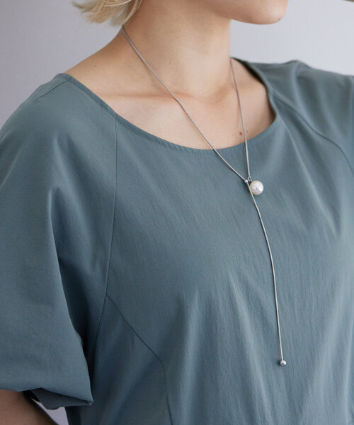 ear PAPILLONNER（イアパピヨネ）の「《金属アレルギー対応/ステンレス》パール付スライドネックレス（ネックレス・レディース・ゴールド/シルバー・FREE）」の9枚目の写真